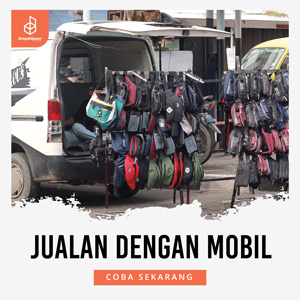 Jualan Waistbag Slingbag Kaos dengan Mobil
